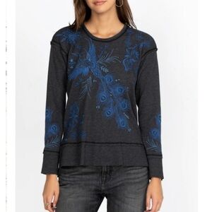 Johnny Was Azure Raw Seam Oversized Embroidered Sweatshirt XXS
Waffle Knit